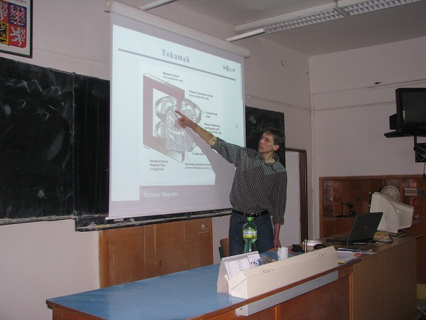 Přednáška o termojaderné fúzi  30.3.2011